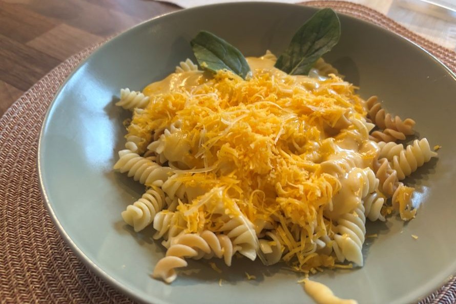 Dokonalý domáci Mac and Cheese – krémové cestoviny so syrovou omáčkou